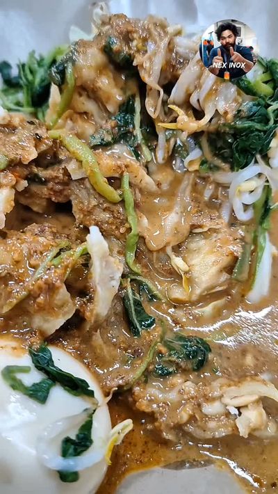Tukang pecel ngumpet enak di Stasiun Sud